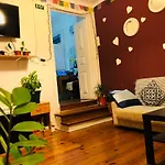 Hostel Asian Everest House Lissabon
