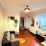 Hostel Asian Everest House Lisboa