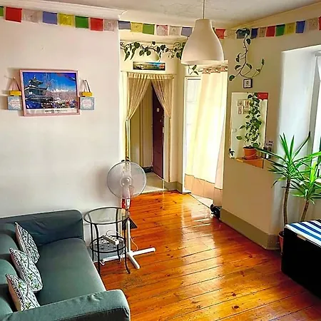 Hostel Asian Everest House