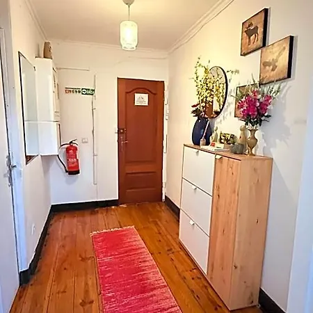 Hostel Asian Everest House Lizbona