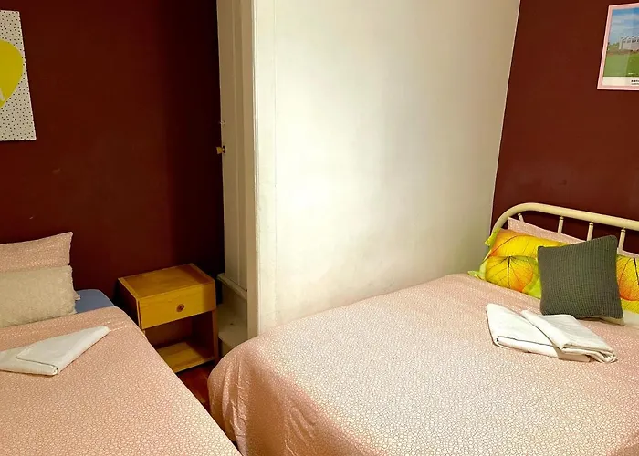 Hostal Asian Everest House Lisboa