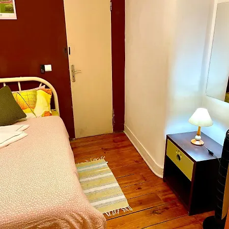 Hostel Asian Everest House *