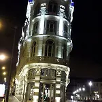Asian Everest House Hostel Lisbon