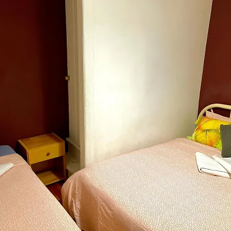 Hostel Asian Everest House Lissabon