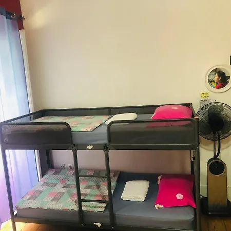 Asian Everest House Hostel Lissabon